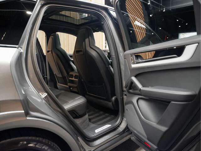 Porsche CAYENNE E-Hybrid Sport Design 18-Weg Sport Stoelen E-Hybrid Mega Vol ACC Volleder