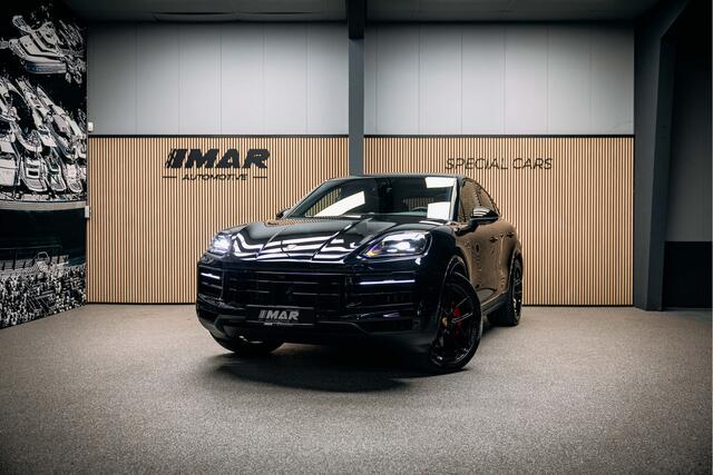 Porsche CAYENNE Coupé 3.0 E-Hybrid Vol uitgevoerde Cayenne Coupe black on black