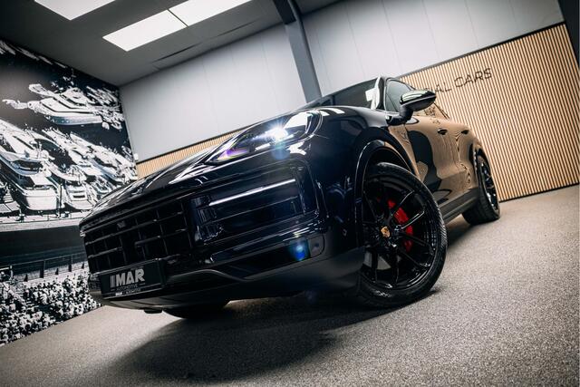 Porsche CAYENNE Coupé 3.0 E-Hybrid Vol uitgevoerde Cayenne Coupe black on black