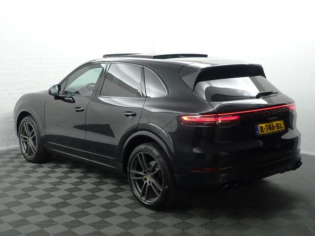Porsche CAYENNE 3.0 Sport Chrono, Panoramadak, Standkachel, Sport Uitlaat, Memory Seats, Active Safe