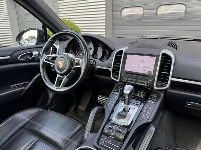 Porsche CAYENNE 4.2 D S | Panoramadak | 360* Camera | Adaptive Cruise Control | Stoel Ventilatie/Verwarming |