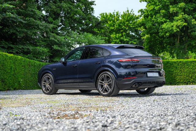 Porsche CAYENNE Coupé 3.0 E-Hybrid Platinum Edition | Blauw-Beige-Krijt | 1e. Eig.