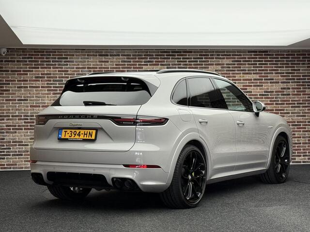 Porsche CAYENNE 3.0 E-Hybrid DAK LUCHTVERING LEDER SOFTCLOSE CHRONOS DEALERONDERHOUDEN