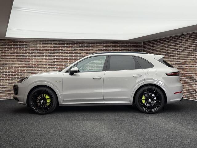 Porsche CAYENNE 3.0 E-Hybrid DAK LUCHTVERING LEDER SOFTCLOSE CHRONOS DEALERONDERHOUDEN