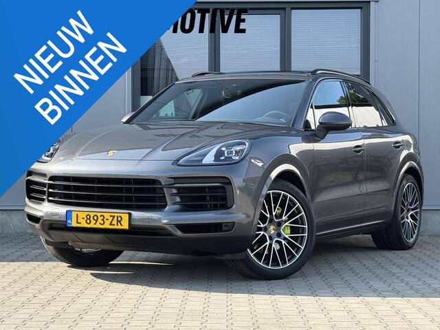 Porsche CAYENNE 3.0 E-Hybrid 462 pk | Sportuitlaat | Panorama | Trekhaak | Leder dashboard