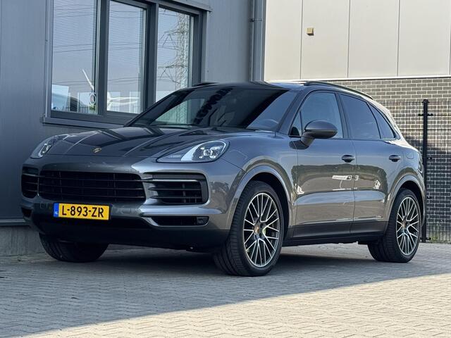 Porsche CAYENNE 3.0 E-Hybrid 462 pk | Sportuitlaat | Panorama | Trekhaak | Leder dashboard