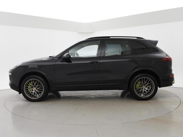 Porsche CAYENNE 3.0 S E-HYBRID 416 PK + ADAPTIVE CRUISE | PANORAMA | 360 CAMERA | LUCHTVERING | APPLE CARPLAY | BOSE