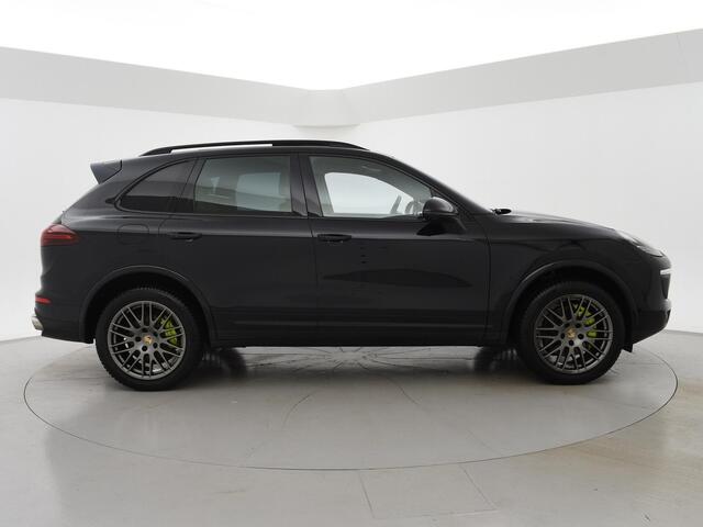 Porsche CAYENNE 3.0 S E-HYBRID 416 PK + ADAPTIVE CRUISE | PANORAMA | 360 CAMERA | LUCHTVERING | APPLE CARPLAY | BOSE