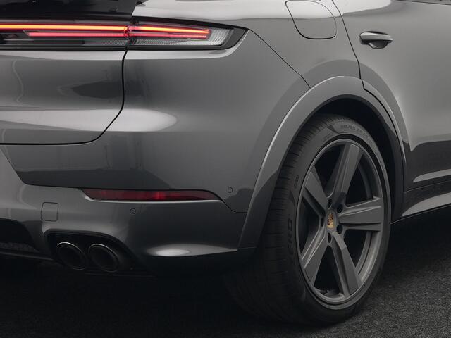 Porsche CAYENNE Coupé 3.0 E-Hybrid Plug In Hybrid 462PK Dealer O.H Facelift PHEV | Panodak | Luchtvering | Sportuitlaat | 4 Wiel Besturing | PDLS+ | Sport Chrono | InnoDrive Adaptive Cruise | SportDesign | Head up | Soft Close | 22"L.M | 360 Camera | 18-voudige leder