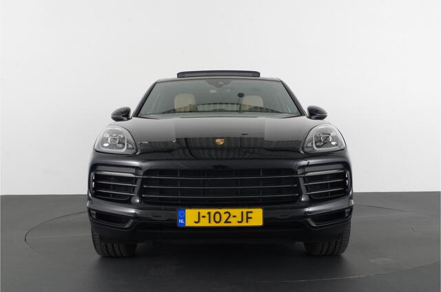 Porsche CAYENNE 3.0 E-Hybrid 463pk > Pano.schuif/Sport-Chrono/Porsche Active Suspension/Trekhaak...