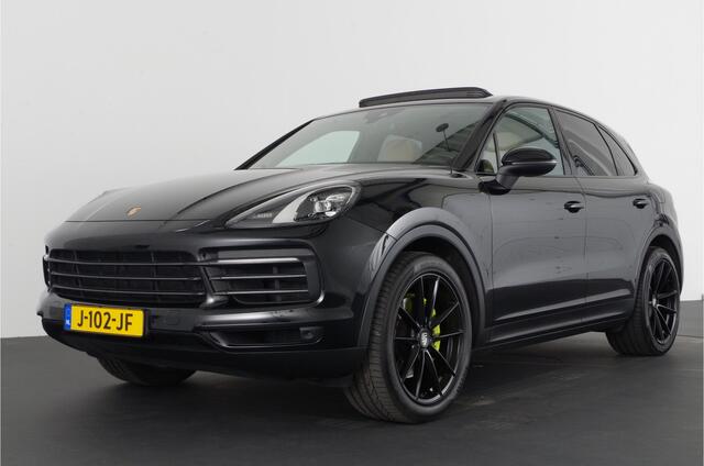 Porsche CAYENNE 3.0 E-Hybrid 463pk > Pano.schuif/Sport-Chrono/Porsche Active Suspension/Trekhaak...