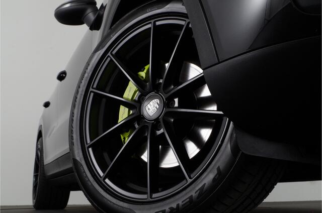 Porsche CAYENNE 3.0 E-Hybrid 463pk > Pano.schuif/Sport-Chrono/Porsche Active Suspension/Trekhaak...