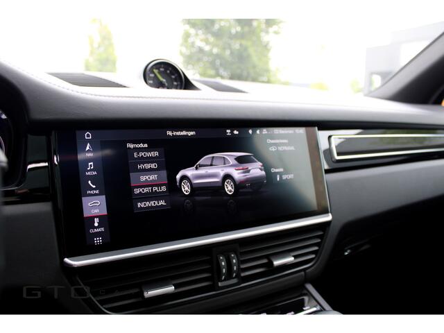 Porsche CAYENNE 3.0 E-Hybrid Sportchrono / BOSE / Sportstoelen / Panorama dak / 22'' / BTW /