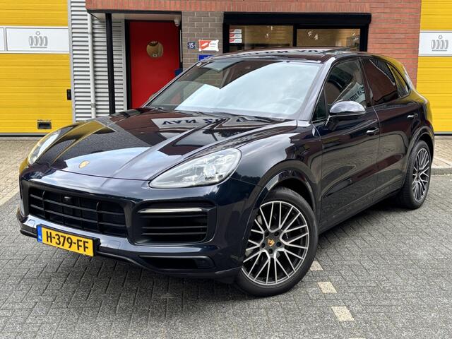 Porsche CAYENNE 3.0 E-Hybrid 462pk Luchtvering Panorama Sportdesign Sportchrono