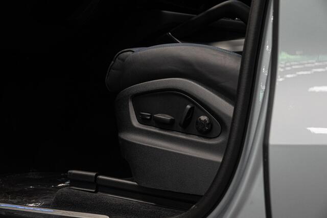 Porsche CAYENNE 3.0 E-Hybrid *Burmester 3D / Achteras-besturing / Panorama / Passenger-display / Keyless / HUD*