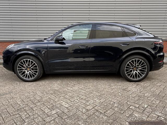Porsche CAYENNE 3.0 E-Hybrid Platinum Edition | VOL | BOSE | Panorama |