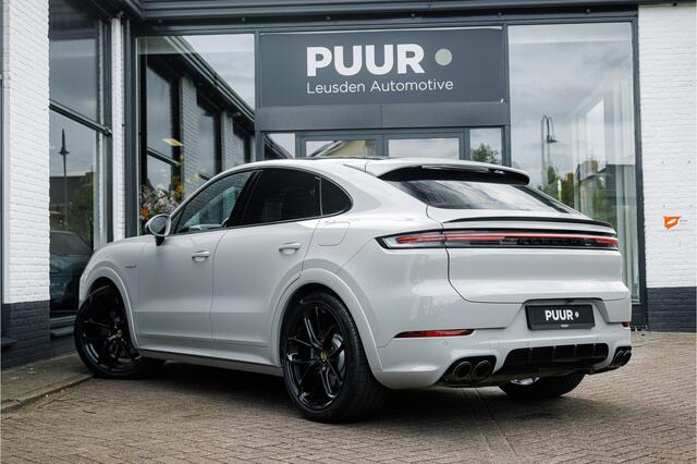 Porsche CAYENNE Coupé 3.0 E-Hybrid Sport Design Krijtgrijs Pano - Trekhaak - 360 View