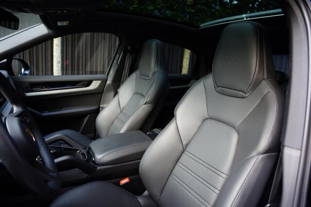 Porsche CAYENNE Coupé 3.0 E-Hybrid BTW Sport Design Pakket Trekhaak Sportuitlaat