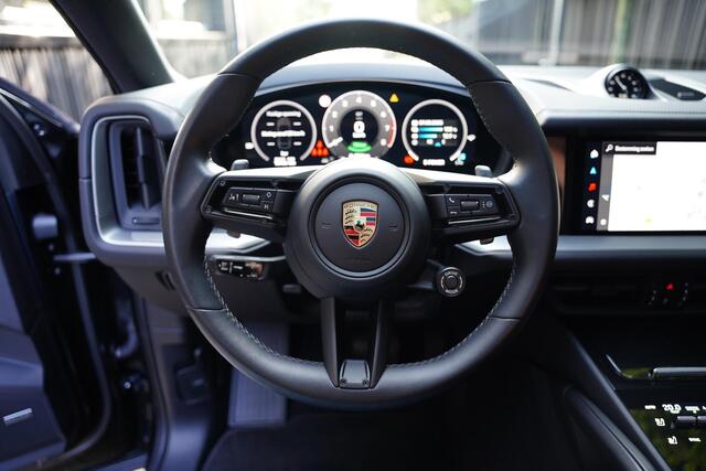 Porsche CAYENNE Coupé 3.0 E-Hybrid BTW Sport Design Pakket Trekhaak Sportuitlaat