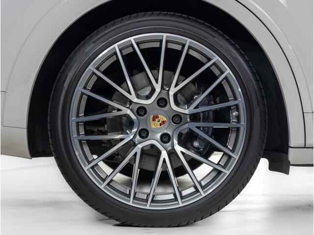 Porsche CAYENNE E-Hybrid Coupé Platinum Edition