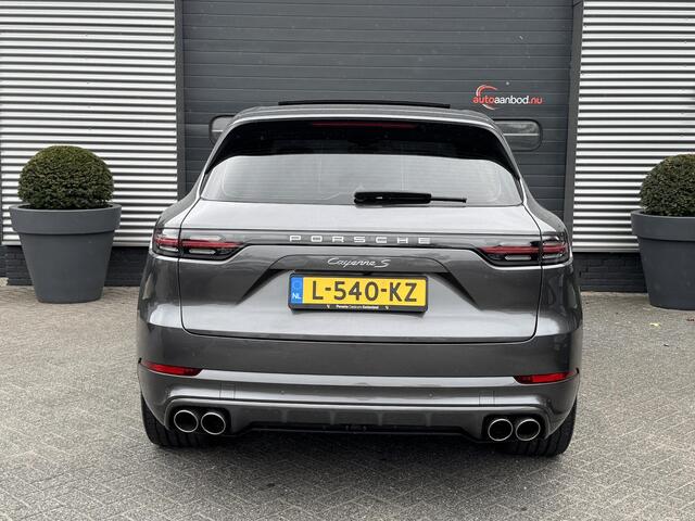 Porsche CAYENNE 2.9 S 441 PK | Sport Chrono | Panoramadak | Camera | 22 Inch Lichtmetalen Velgen | Sport Uitlaat |