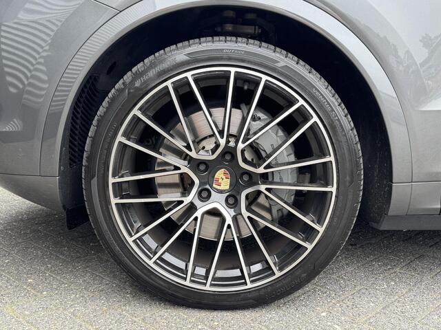 Porsche CAYENNE 2.9 S 441 PK | Sport Chrono | Panoramadak | Camera | 22 Inch Lichtmetalen Velgen | Sport Uitlaat |