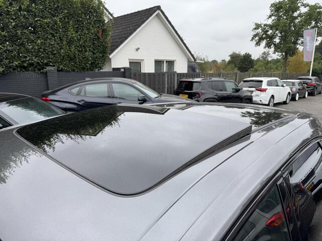 Porsche CAYENNE 2.9 S 441 PK | Sport Chrono | Panoramadak | Camera | 22 Inch Lichtmetalen Velgen | Sport Uitlaat |