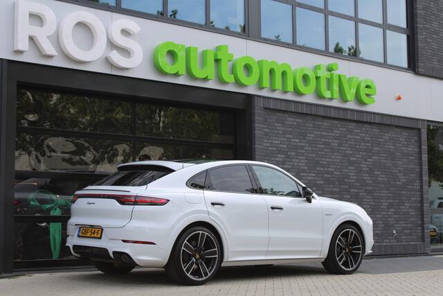 Porsche CAYENNE Coupé 3.0 E-Hybrid Platinum Edition | PANO | HUD | 360 | SPORT DESIGN | LUCHTVERING | ELEK.TREKHAAK |