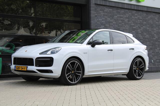Porsche CAYENNE Coupé 3.0 E-Hybrid Platinum Edition | PANO | HUD | 360 | SPORT DESIGN | LUCHTVERING | ELEK.TREKHAAK |