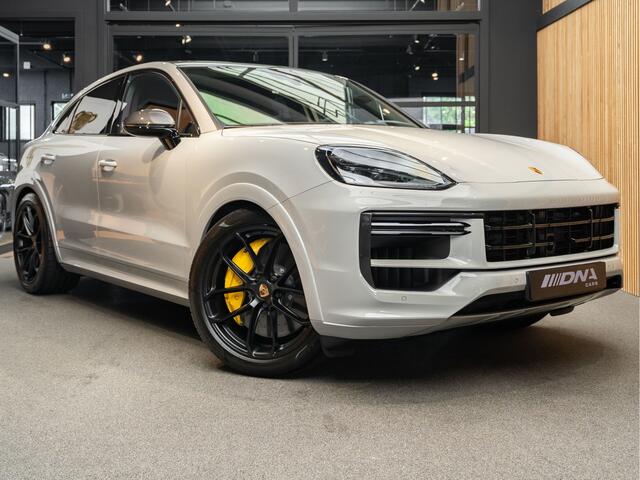 Porsche CAYENNE Coupé Turbo E-Hybrid Carbon Sport Uitlaat 4.0 Turbo E-Hybrid Keramisch