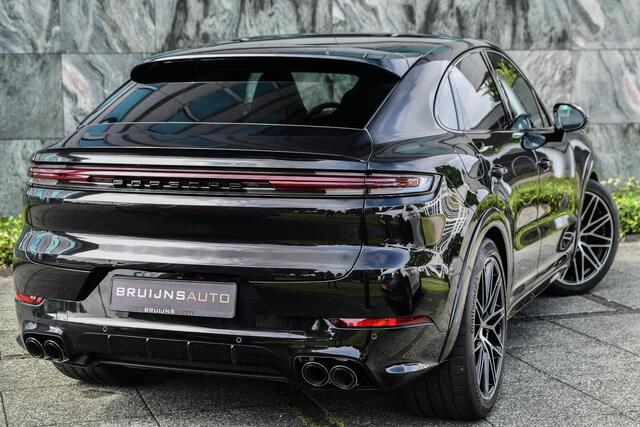 Porsche CAYENNE Coupé 3.0 E-Hybrid |Sport&design|Ventilatie|22inch|Glazendak|4W-sturing|