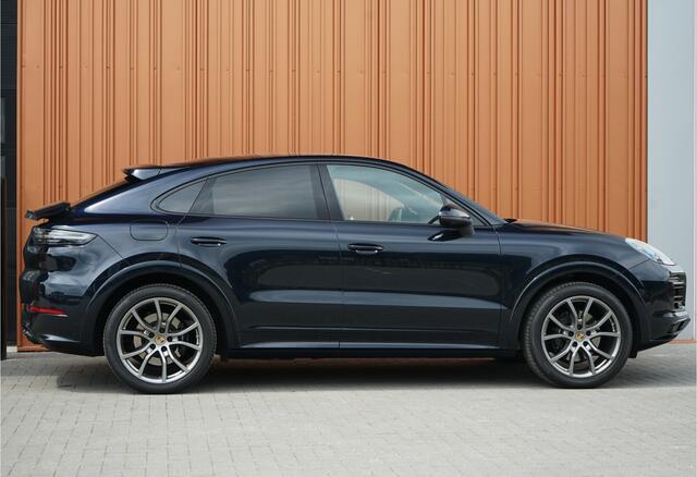 Porsche CAYENNE 3.0 Coupé E-Hybrid Platinum Edition Panodak Design Pakket Luchtv. Chrono ACC Approved