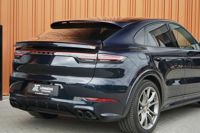 Porsche CAYENNE 3.0 Coupé E-Hybrid Platinum Edition Panodak Design Pakket Luchtv. Chrono ACC Approved