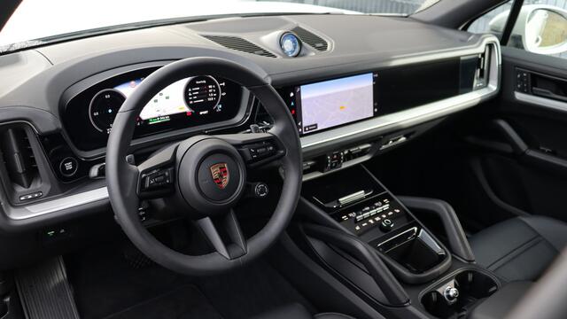 Porsche CAYENNE 3.0 E-Hybrid SportDesign | Panoramadak | BOSE Sound | Soft-Close | Bijrijdersdisplay | Trekhaak
