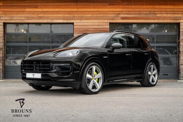 Porsche CAYENNE 3.0 S E-Hybrid 520pk | SportDesign | 22'' | Rear Seat Ent. | El.Trekh.