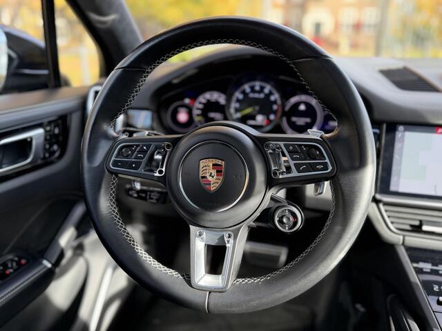 Porsche CAYENNE 4.0 Turbo S E-Hybrid | Porsche Approved | Sport Design | Carbon | NL-Auto | Full Options |