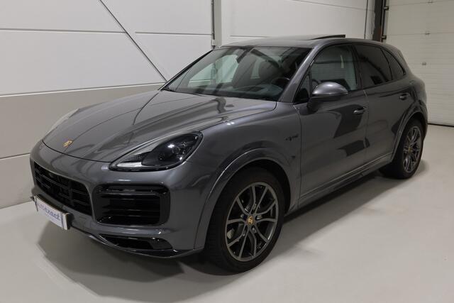 Porsche CAYENNE 3.0 E-Hybrid I Sport Chrono I 360 camera I eerste eigenaar I org NL I Panoramadak
