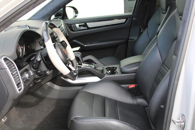 Porsche CAYENNE Coupé 4.0 Turbo S E-Hybrid / Sportdesign Pakket / Hoogglans / Krijt / Vol Opties / NIEUWSTAAT