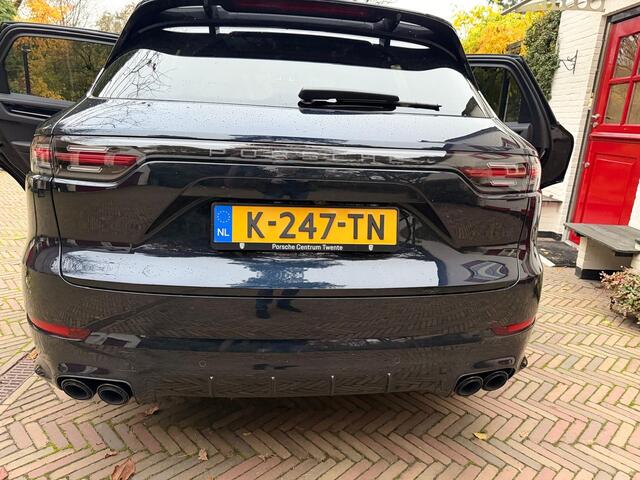 Porsche CAYENNE 3.0 E-Hybrid | 2E EIGENAAR | PANO DAK | LEDER | TREKHAAK | NL AUTO | GARANTIE TOT 2027 |