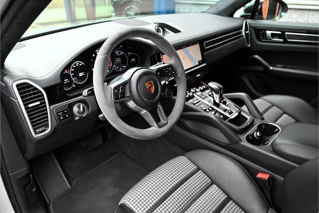 Porsche CAYENNE Coupé 3.0 E-Hybrid / LIGHTWEIGHT / KRIJT GRIJS / PORSCHE APPROVED / SOFTCLOSE / PDLS / BOSE / NL AUTO
