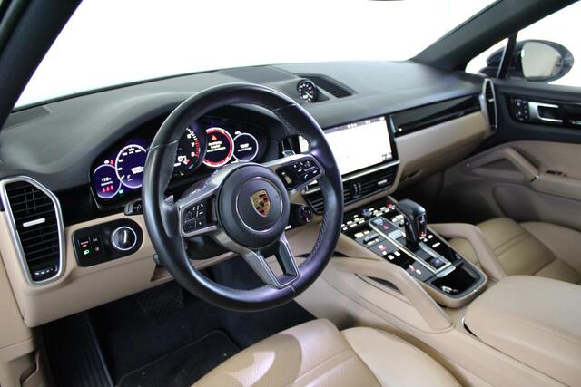 Porsche CAYENNE Coupé 3.0 E-Hybrid Sport Chrono - Panorama - Matrix - Trekhaak