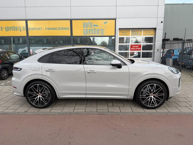 Porsche CAYENNE 3.0 E-Hybrid Sport Design * Chrono * 22 Inch Spider * Panoramadak * 360 * ACC *