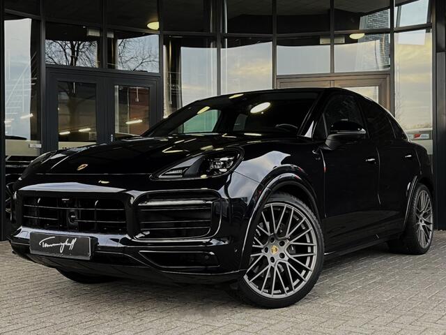 Porsche CAYENNE COUPÃ 3.0 E-HYBRID - ORG. NL. - SPORT CHR. - PANO - 4-WIELST. - 22 INCH