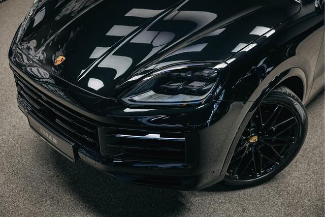 Porsche CAYENNE 3.0 E-Hybrid | Luchtvering | Sport Chrono | Head-Up | Pano | Sportstoelen 18-voudig | Stuurverwarming |