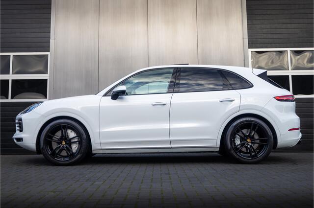 Porsche CAYENNE 3.0 V6 340 pk / Lucht-Vering/ Pano-Dak/ Keyless/ 360-Camera/ Leder/ Sport-Stoelen/ Stoel.Verw/ Led-Koplamp/ 20'' LMV