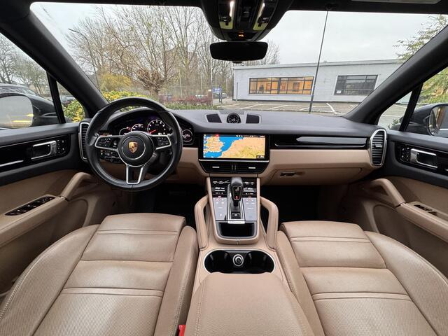 Porsche CAYENNE 3.0 Schuifdak Leer Navigatie BOSE Camera Sport Chrono Stoelventilatie