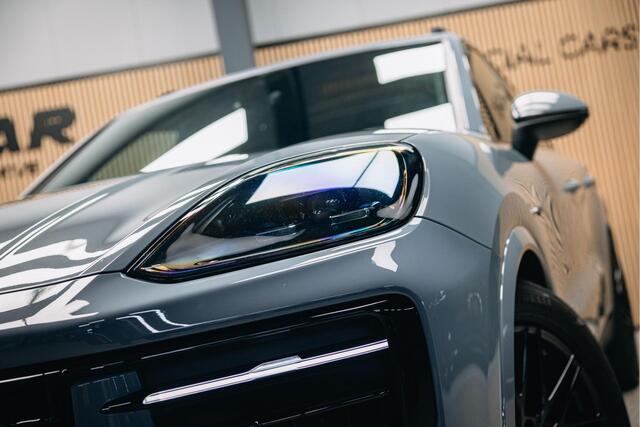 Porsche CAYENNE 3.0 E-Hybrid | Pano | stoelverwarming | Sport Chrono | 360 camera |