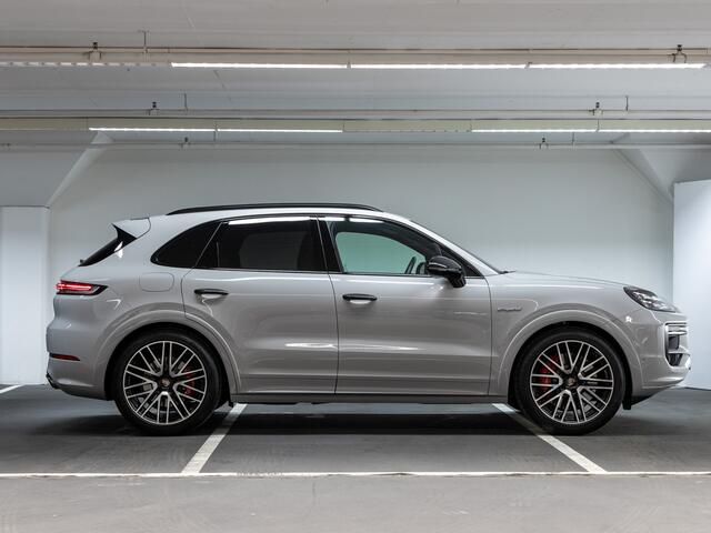 Porsche CAYENNE S E-Hybrid Black Edition