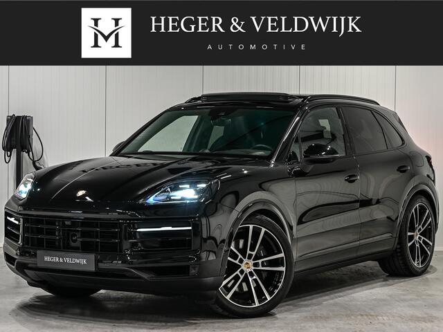 Porsche CAYENNE 3.0 E-Hybrid · Sport chrono · Panorama dak · Adaptive cruise · 360 Camera · Keyless · Luchtvering · Bose sound · Memory seats · Ambiance · Trekhaak