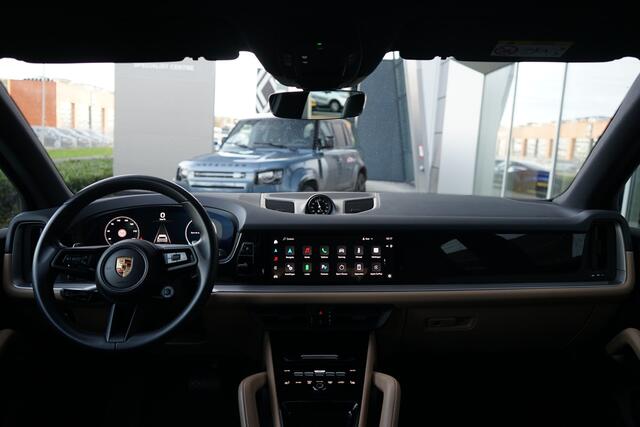 Porsche CAYENNE 3.0 E-Hybrid | Voorstoelen verwarmd | Elektrische trekhaak |
